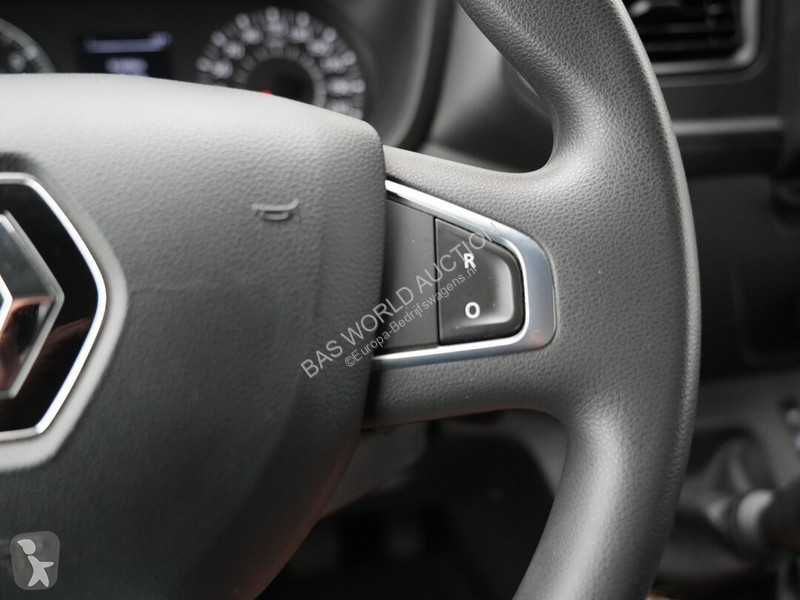 Furgoneta Renault 135PK