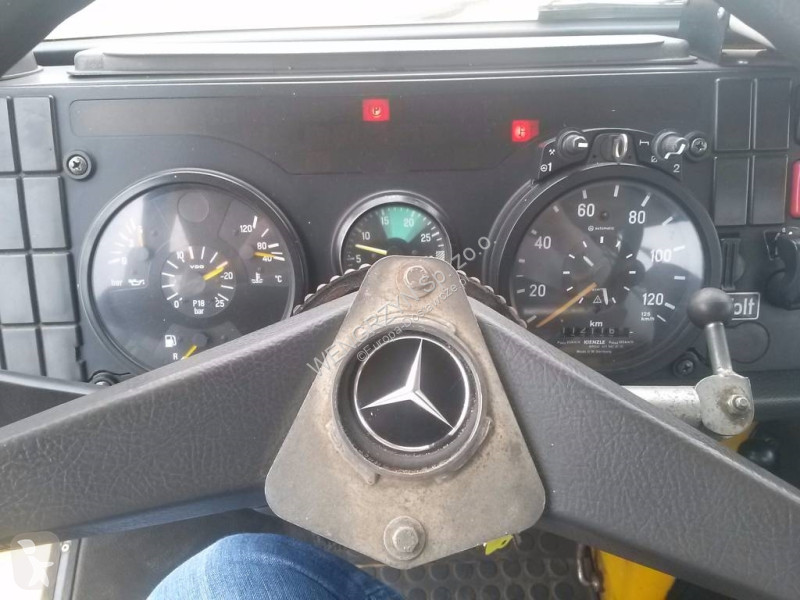 Samochód dostawczy Mercedes U1600 POJAZD...