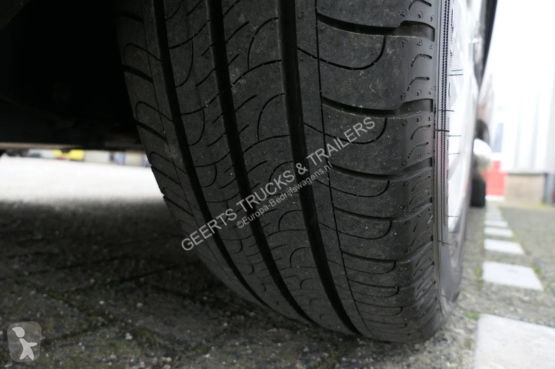 Užitkové vozidlo Opel | 97053Km | 2019 | Tires...