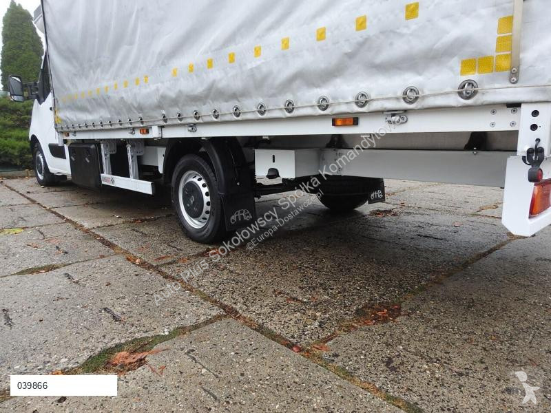 Autoutilitară Renault MASTER PLANDEKA 10 PALET...