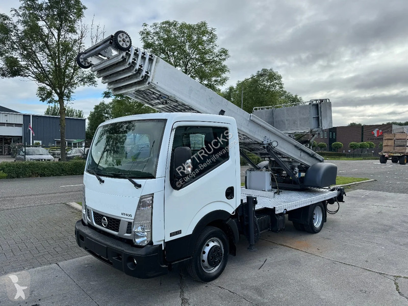 Véhicule utilitaire Nissan 35.13 EURO 6 + LIFT...