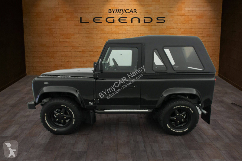 Véhicule utilitaire Land Rover 90 Defender TDI