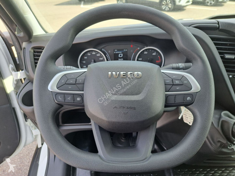 Autoutilitară Iveco 35C18 180CV 3L ALUMINIUM...