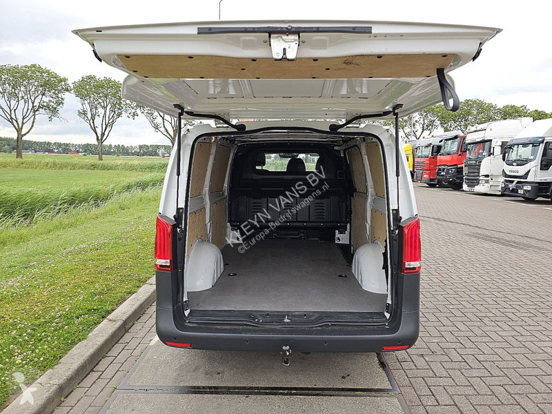 Véhicule utilitaire Mercedes 119 CDI L2...