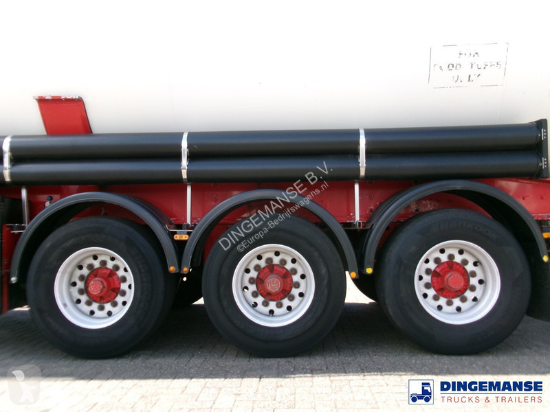 Autoutilitară   Powder tank alu (tipping) 63 m3