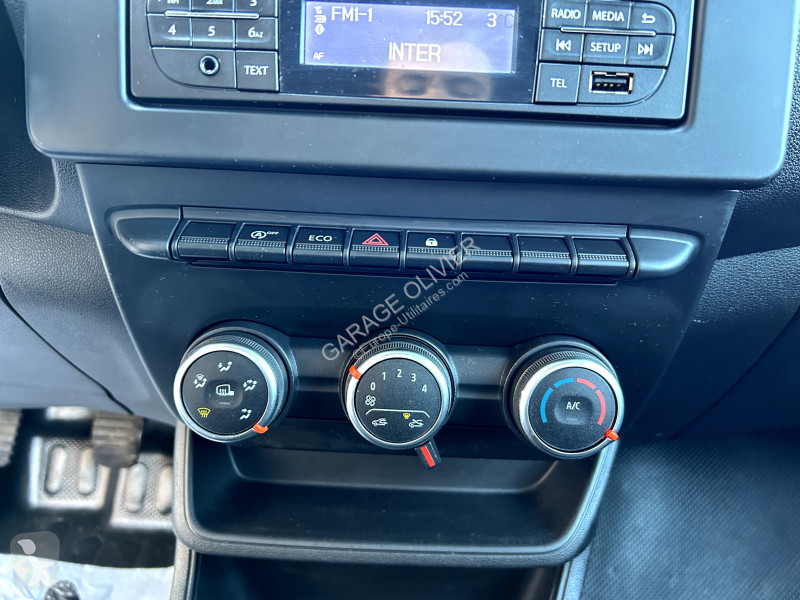 Véhicule utilitaire Renault (Kangoo) 1.5 Blue...