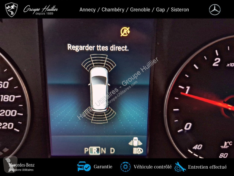 Véhicule utilitaire Mercedes 180 d Progressive...