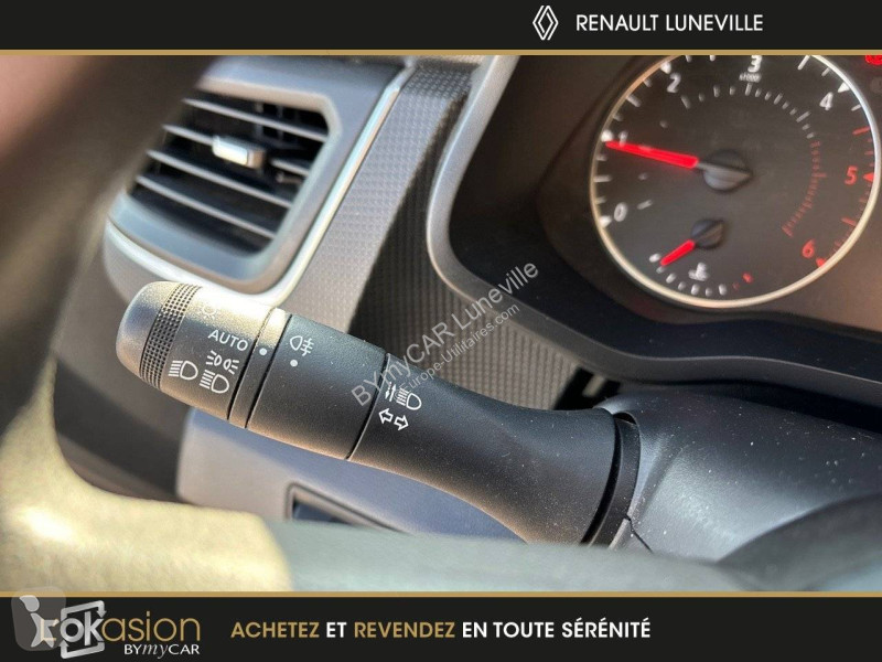 Veículo utilitário Renault TRAFIC FGN L2H2 3000...