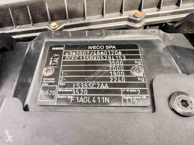 Veicolo commerciale Iveco 35-S-16
