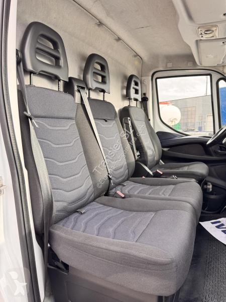 Furgoneta Iveco 35-S-14