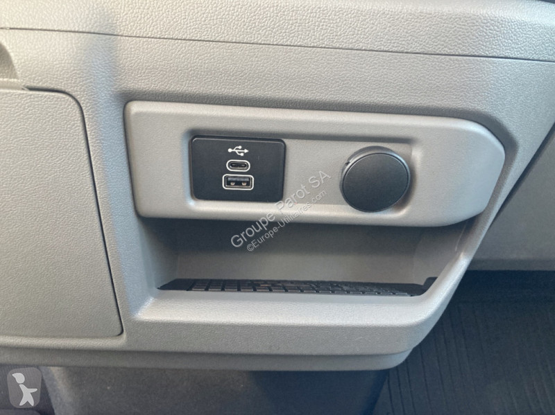 Furgoneta Ford 320 L1H1 2.5 Duratec 232ch...
