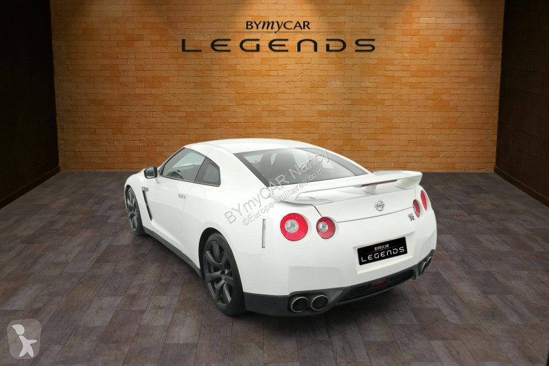 Autoutilitară Nissan GT-R 3.8 V6 530