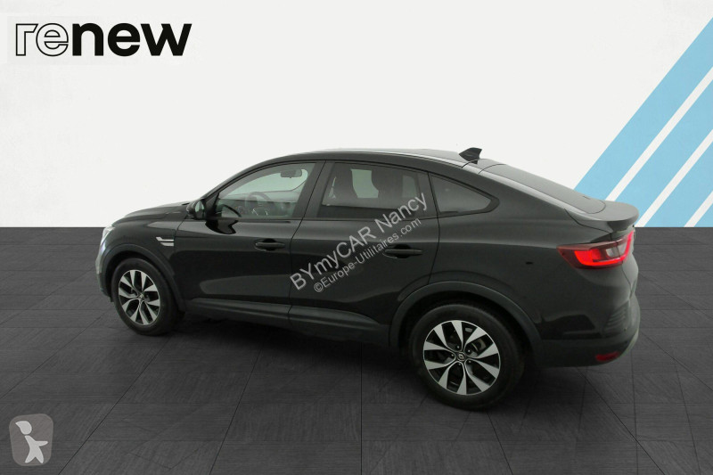 Autoutilitară Renault Arkana mild hybrid 140...