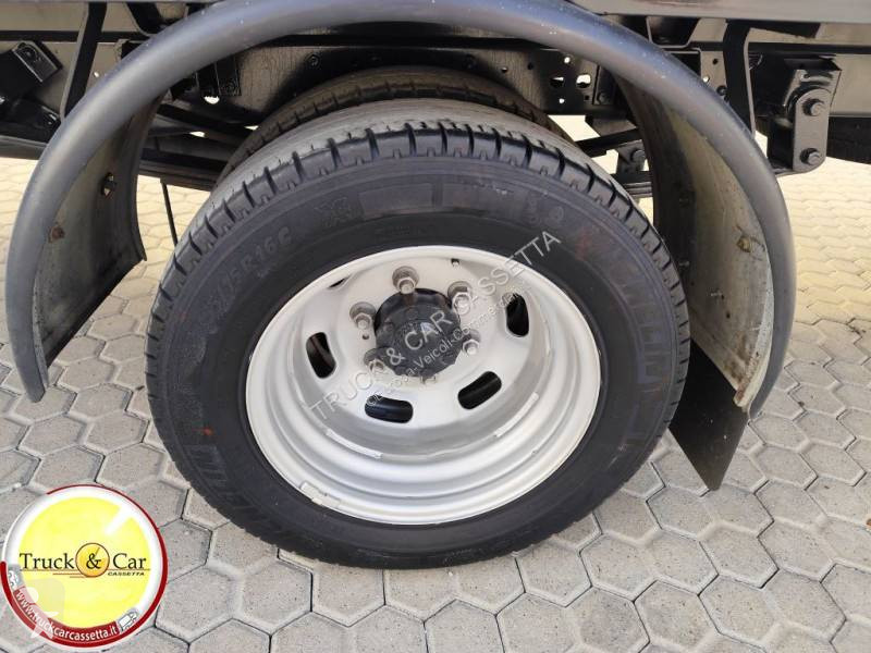 Furgoneta Iveco