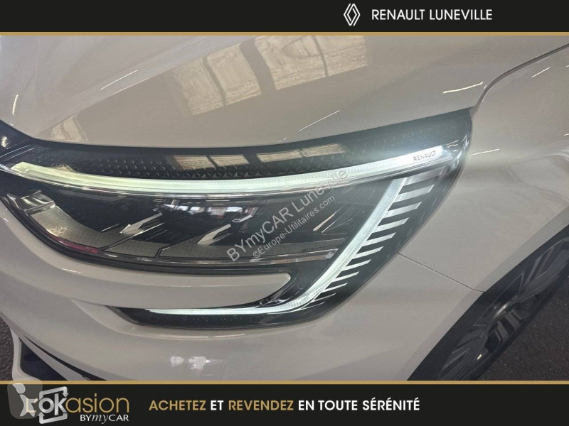 Autoutilitară Renault Megane IV Berline Blue...