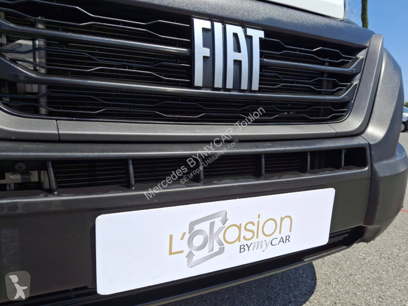 Véhicule utilitaire Fiat DUCATO CC BENNE...