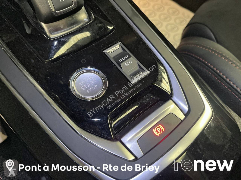 Véhicule utilitaire Peugeot 308 SW PureTech...