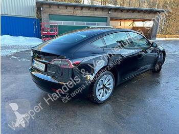 Autoutilitară Tesla