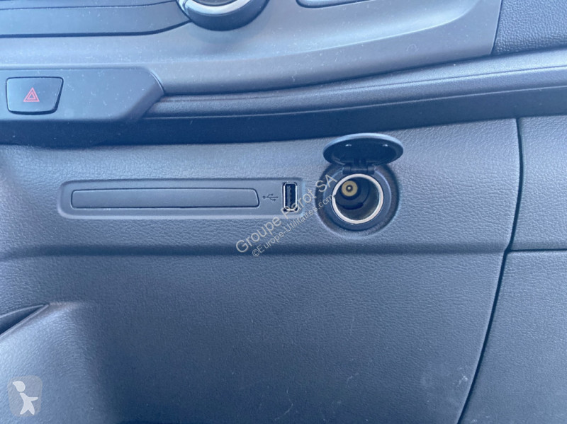 Véhicule utilitaire Ford P350 L4H3 2.0 EcoBlue...