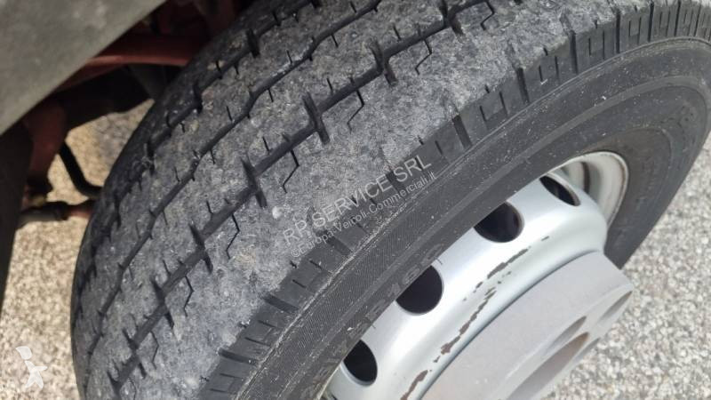 Furgoneta Iveco
