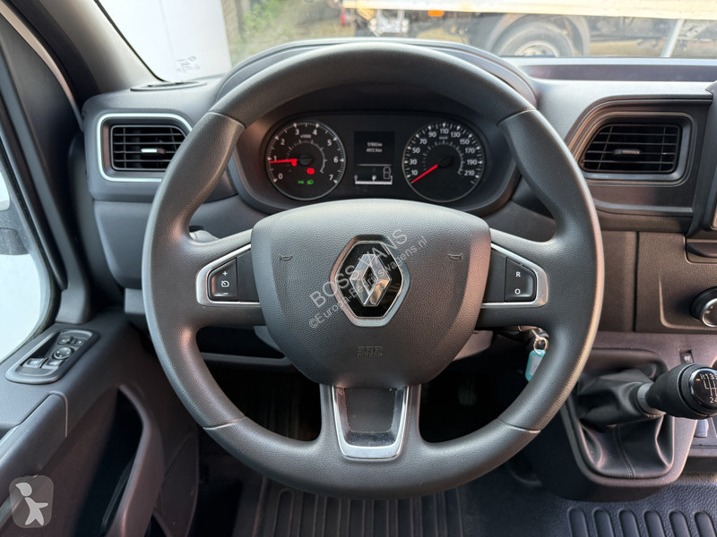 Véhicule utilitaire Renault T33 2.3 DCI 135PK...