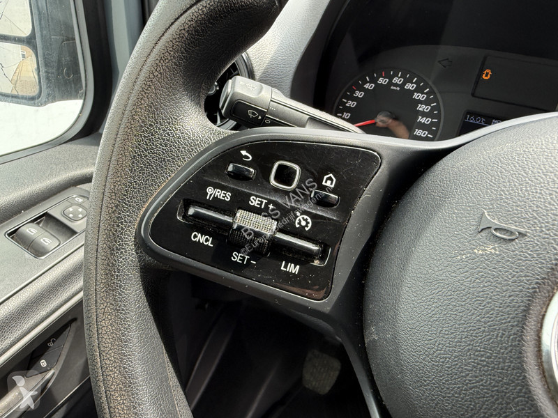 Autoutilitară Mercedes 315 1.9 CDI L2H2 Climate...