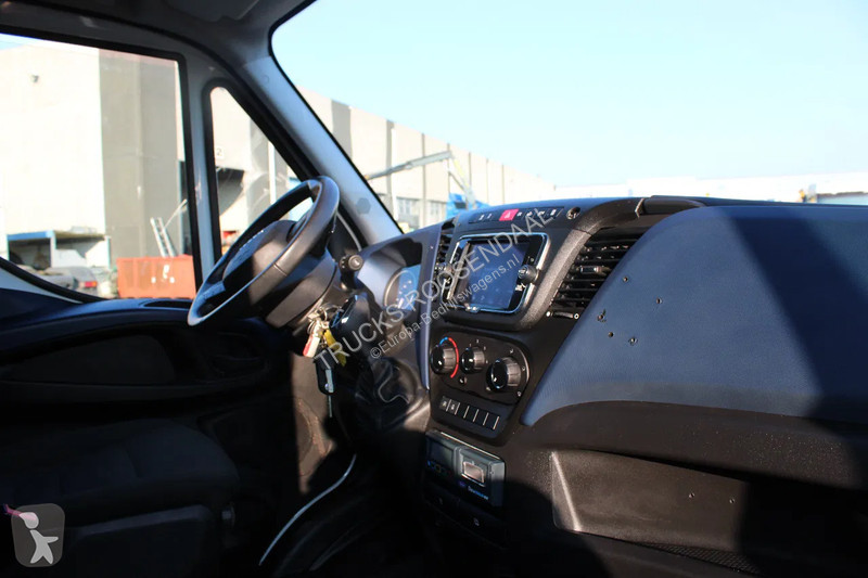 Nyttofordon Iveco 35S16 + CARRIER + FRC/ATP