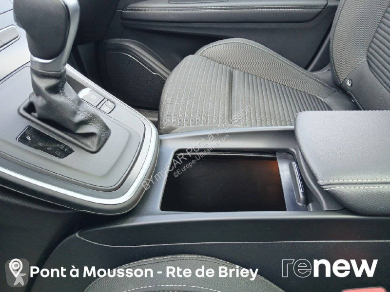 Véhicule utilitaire Renault Grand Scenic TCe...