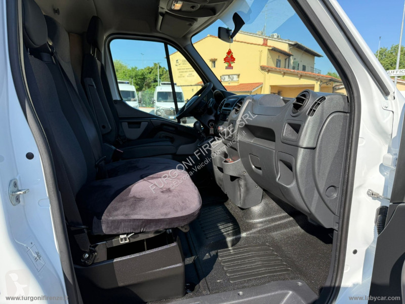 Véhicule utilitaire Renault Mast. 3T5 2.3dCi145...