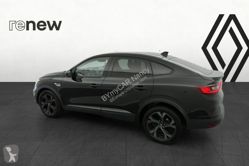 Autoutilitară Renault Arkana mild hybrid 140...