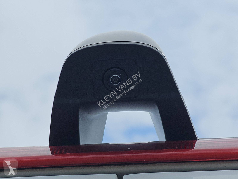 Užitkové vozidlo Mercedes 317 L3H2 Navi 360 Camera