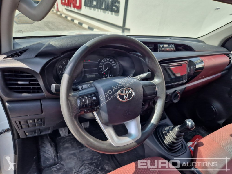 Véhicule utilitaire Toyota Hilux