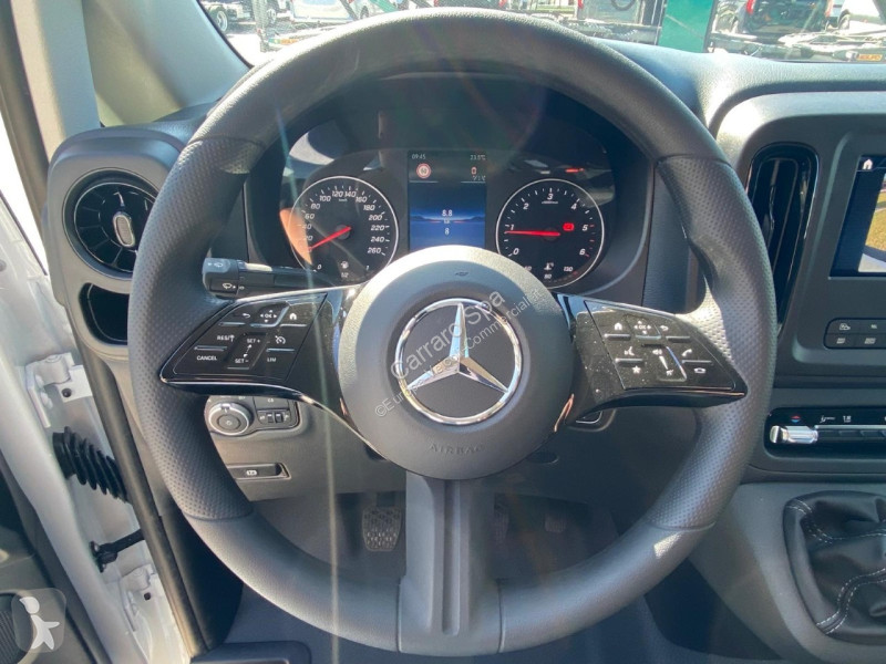Autoutilitară Mercedes Furgone