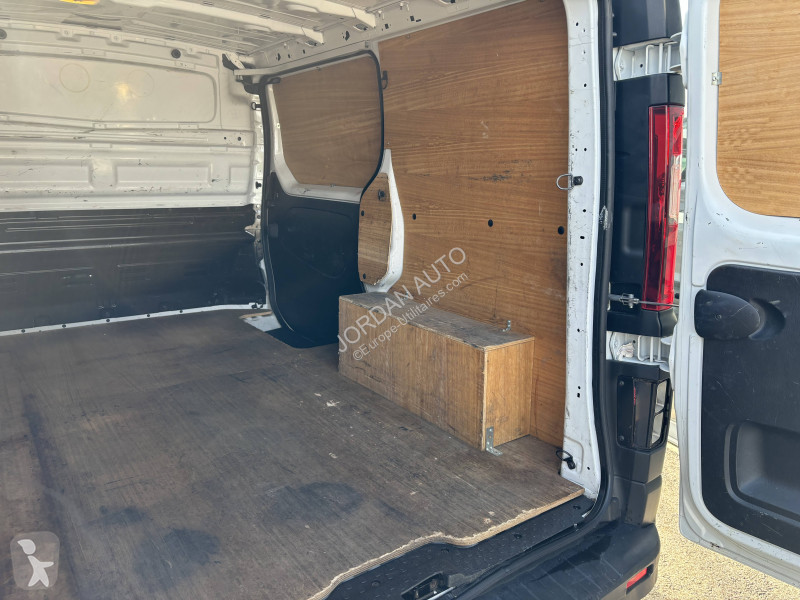 Furgoneta Renault L1H1 2.0 BluedCi 120ch Grand...