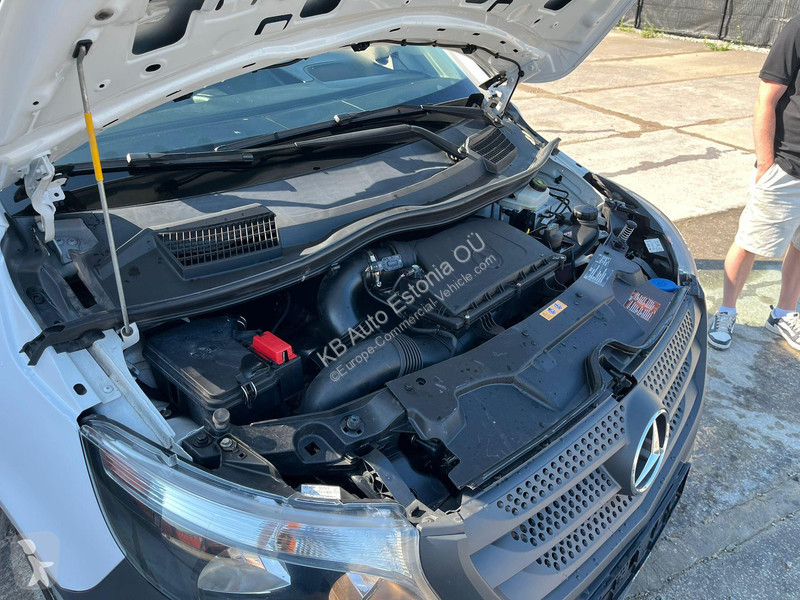 Autoutilitară Mercedes NEOS 100 Vito
