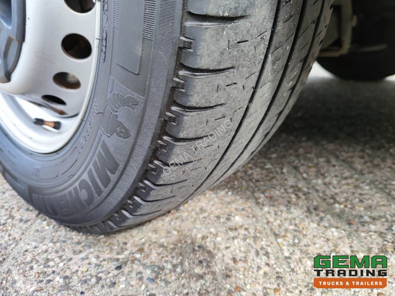 Veicolo commerciale Iveco 35S12 Euro6 Van L2 H2...