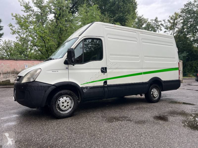 Furgoneta Iveco