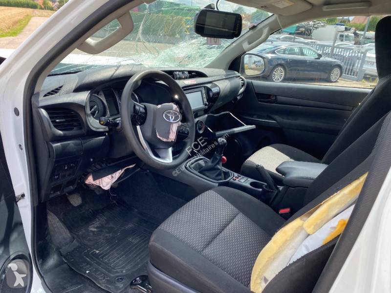 Véhicule utilitaire Toyota