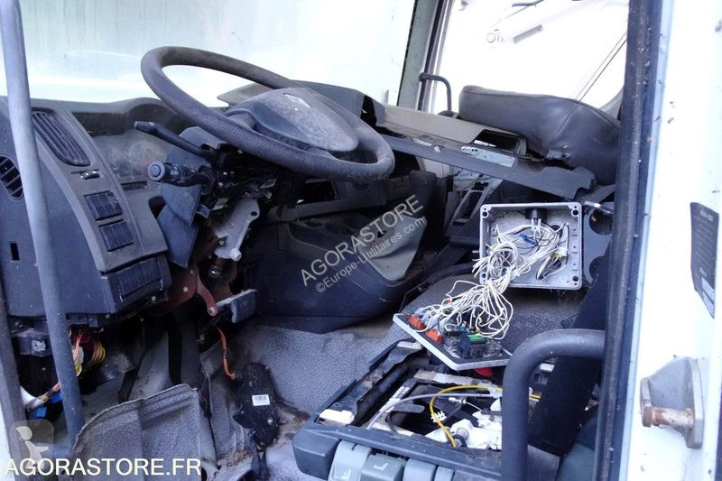 Veicolo commerciale Renault MIDLUM