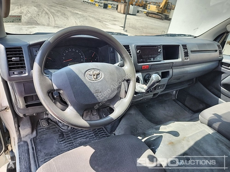 Furgoneta Toyota