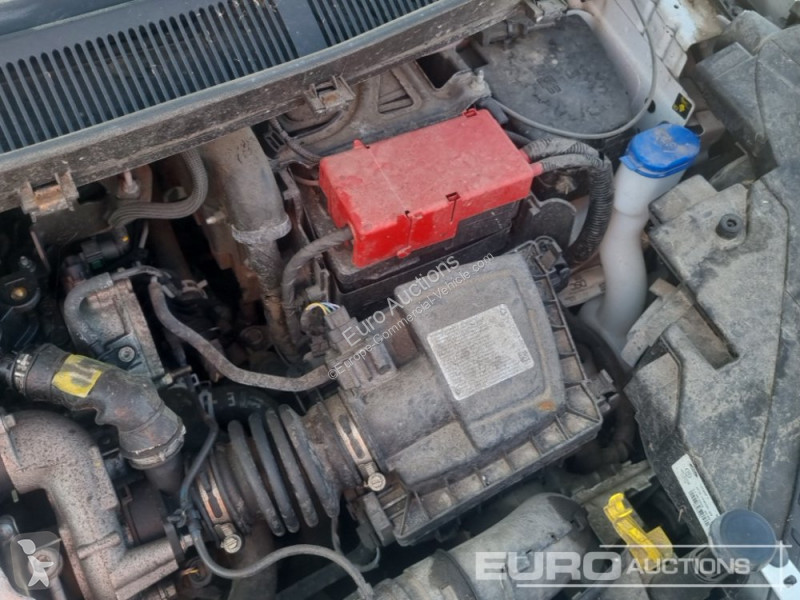 Autoutilitară Ford Courier