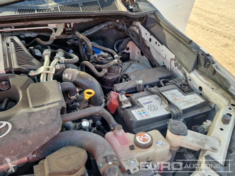 Véhicule utilitaire Toyota Hilux