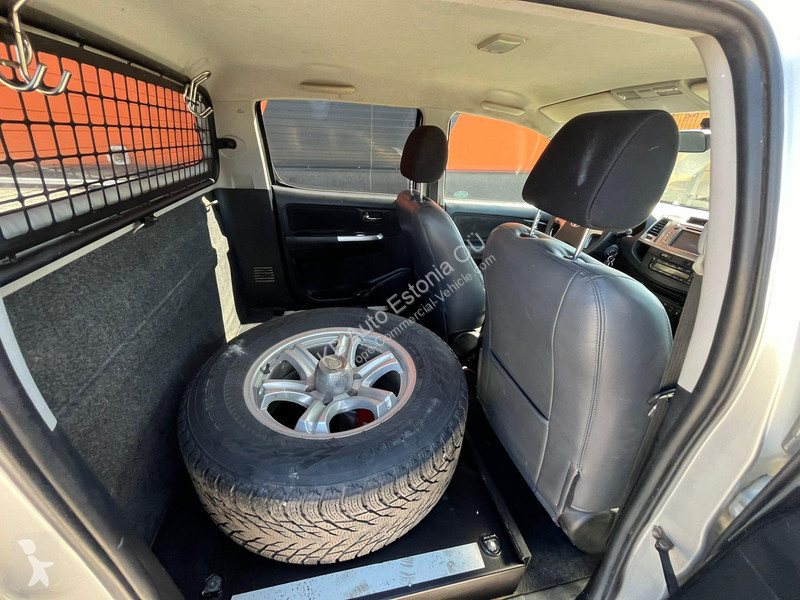 Véhicule utilitaire Toyota 4x4 Hilux
