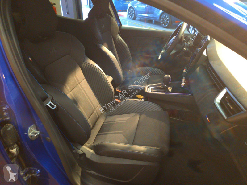 Užitkové vozidlo Renault Clio E-Tech full...