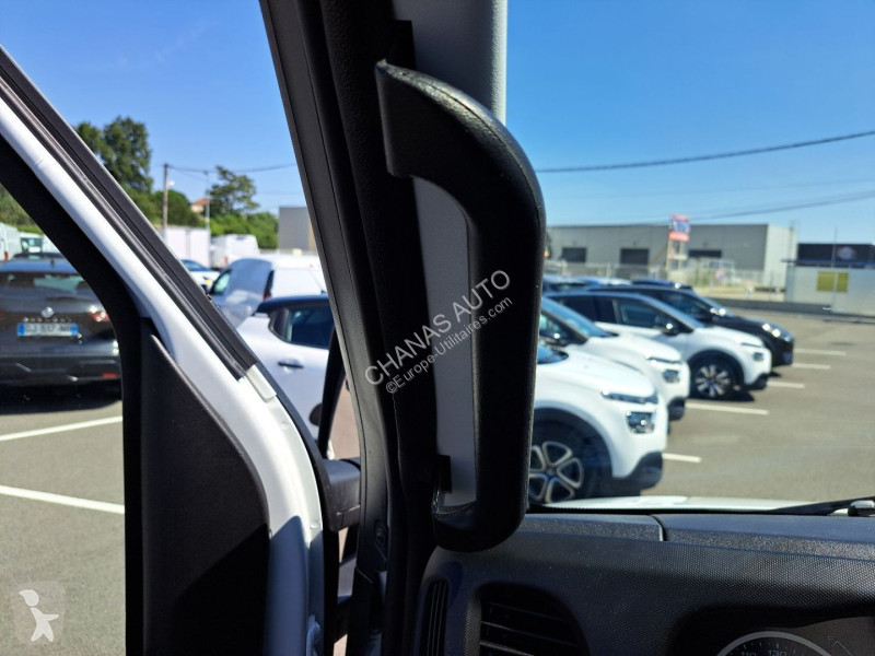 Furgoneta Iveco 35C16 160CV 3L ALUMINIUM 3M80...
