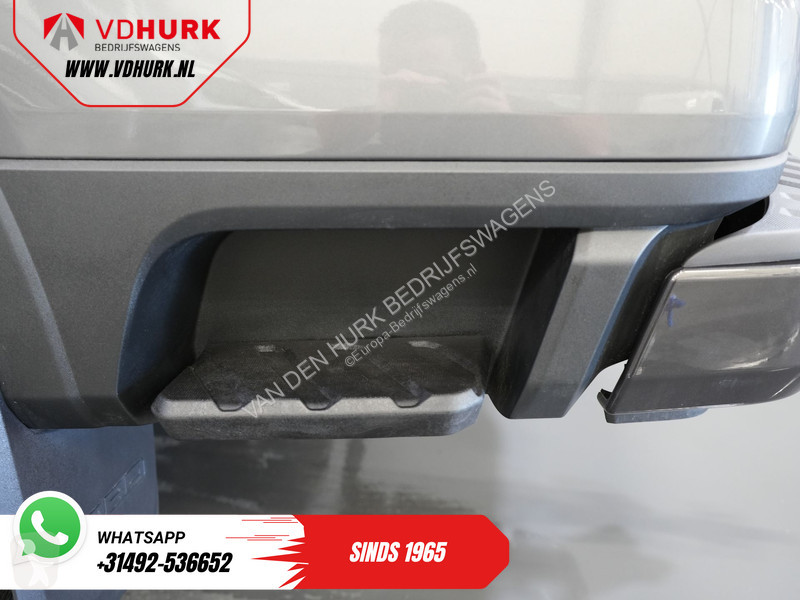 Véhicule utilitaire Ford Wildtrak 2.3 PHEV...