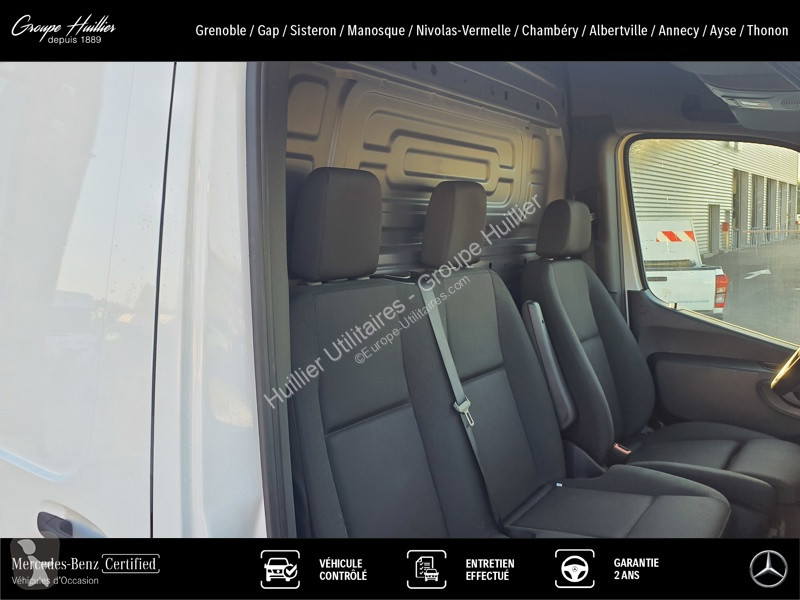 Autoutilitară Mercedes 317 CDI 37 S - 3T5 BVA...