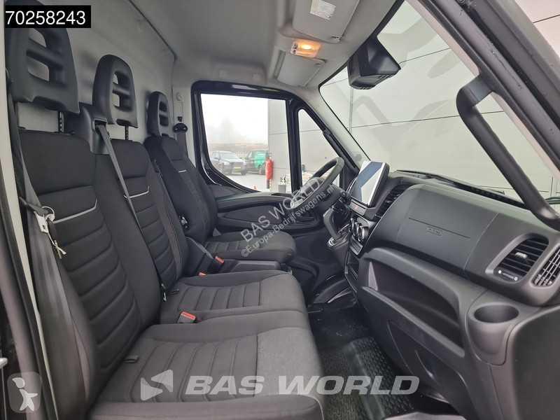 Autoutilitară Iveco 35C21 3.0L Automaat 210PK...