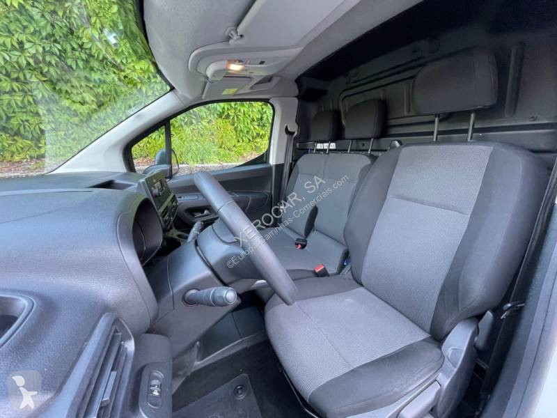 Véhicule utilitaire Toyota City 1.5D-4D 100HP 3L