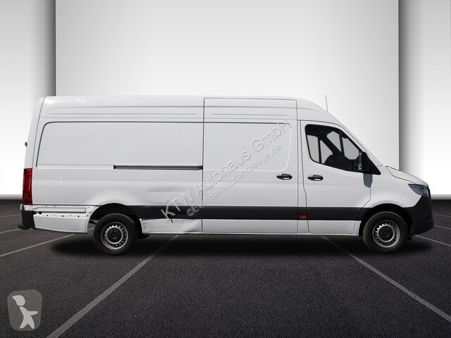 Autoutilitară Mercedes 317...